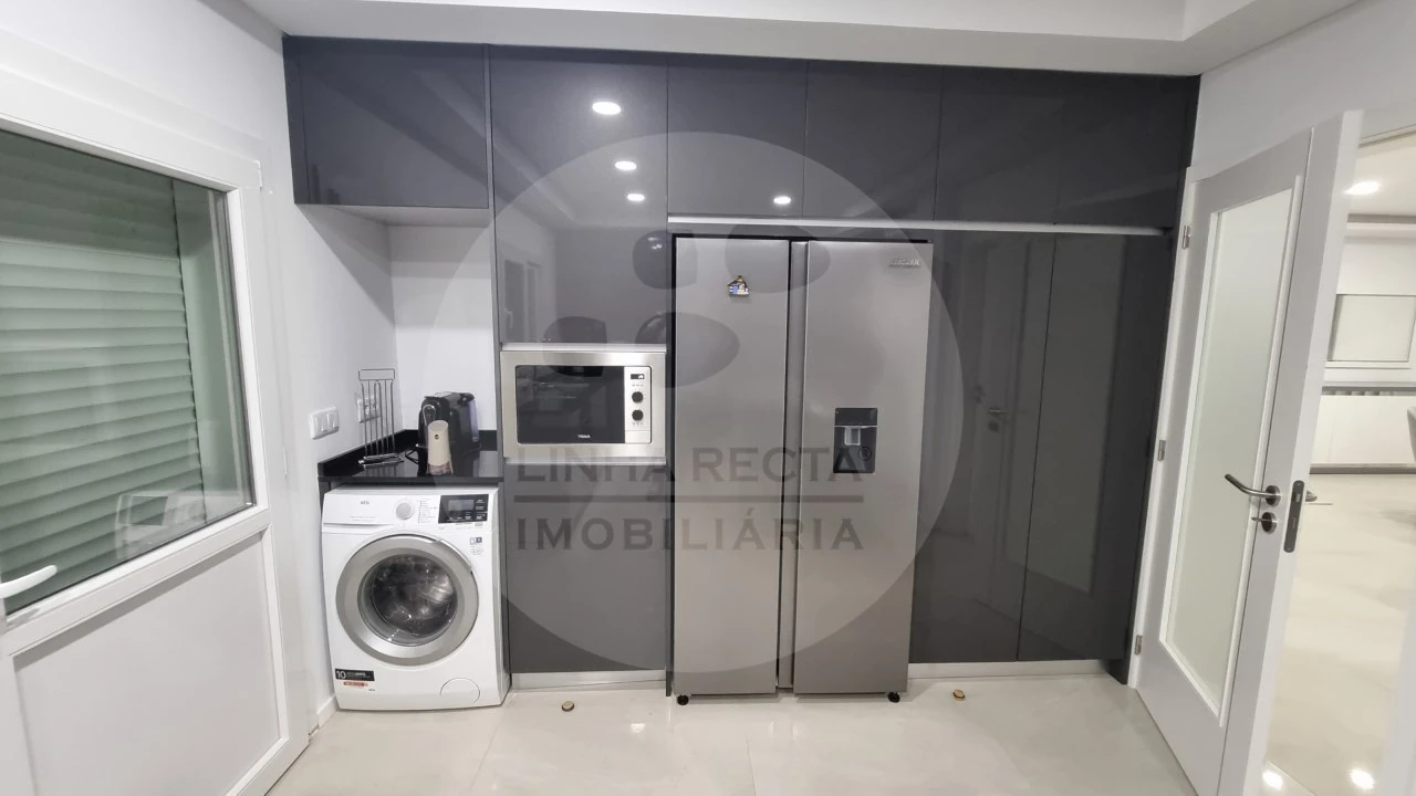 Moradia T4 para Venda em Amora Foto 15