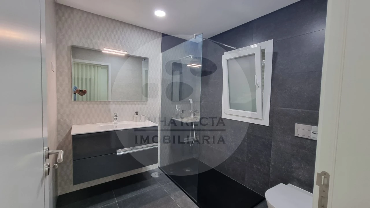 Moradia T4 para Venda em Amora Foto 28