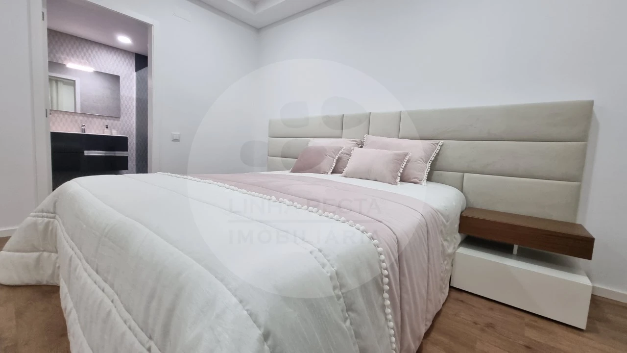 Moradia T4 para Venda em Amora Foto 35
