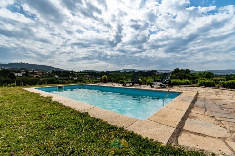 Quinta T3 para Venda em Arcozelo Foto 8