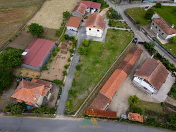 Moradia T3 para Venda em Cabração e Moreira do Lima