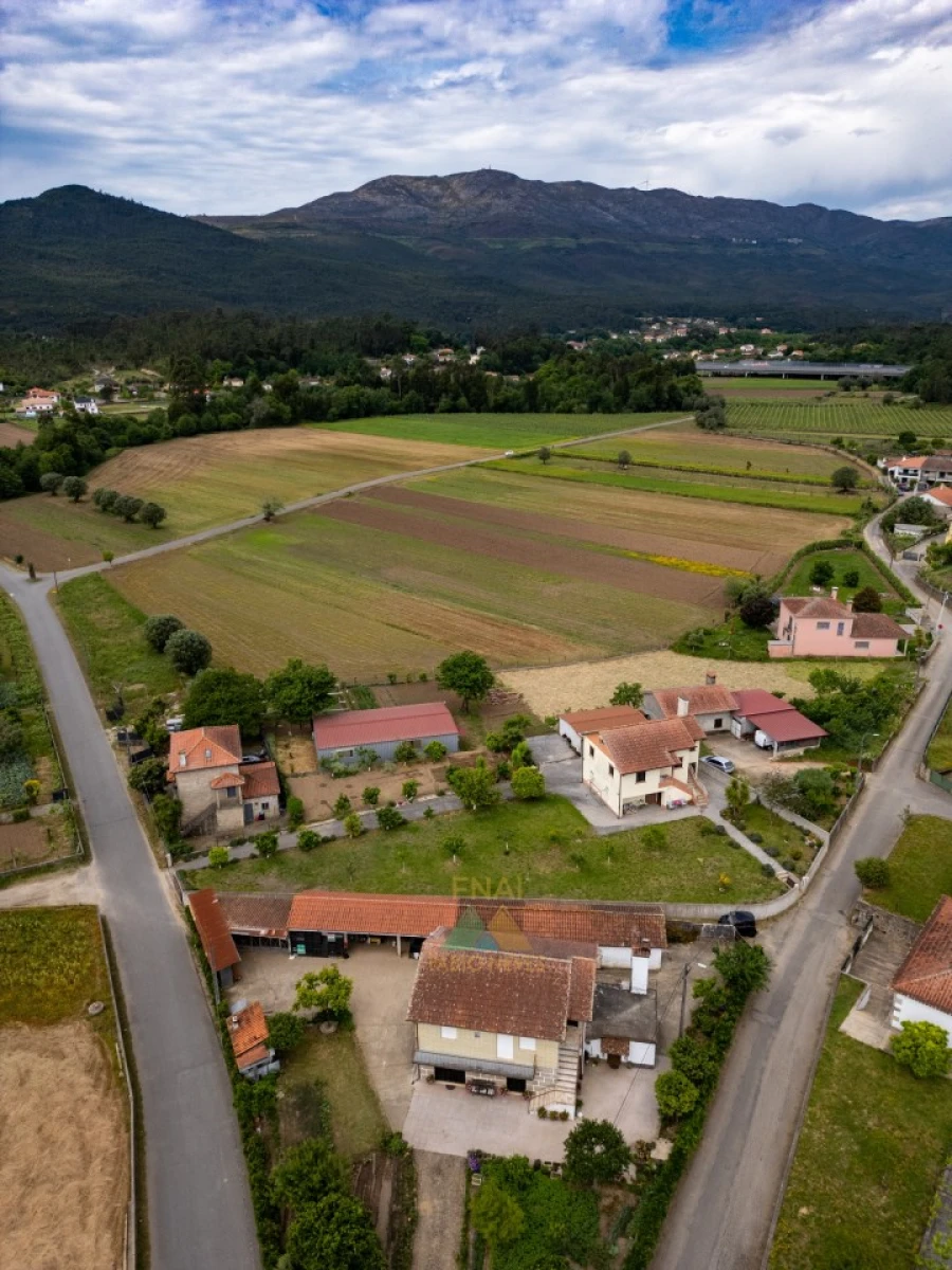 Moradia T3 para Venda em Cabração e Moreira do Lima Foto 35