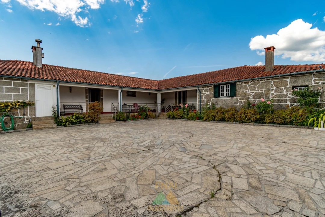 Quinta T5 para Venda em Beiral do Lima Foto 5