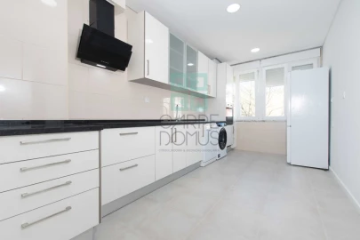 Apartamento T3 para Venda em Rio de Mouro
