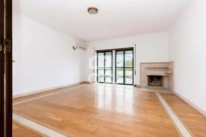 Apartamento T1 para Arrendamento em Malagueira e Horta das Figueiras