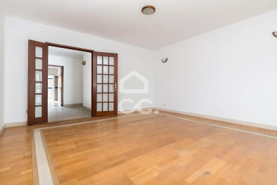 Apartamento T1 para Arrendamento em Malagueira e Horta das Figueiras
