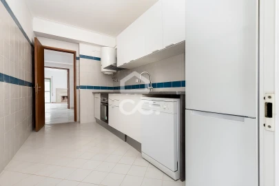 Apartamento T1 para Arrendamento em Malagueira e Horta das Figueiras