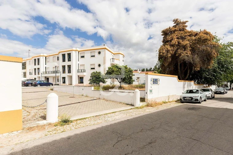 Apartamento T1 para Arrendamento em Malagueira e Horta das Figueiras Foto 18