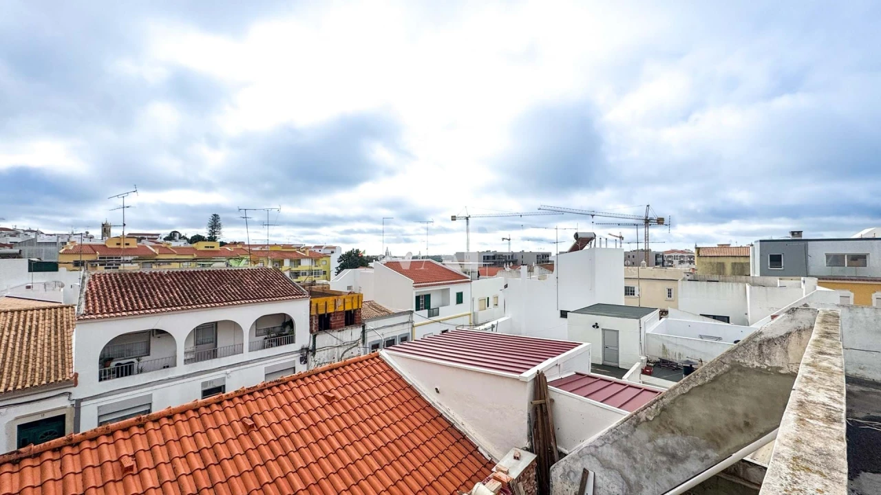 Apartamento T6 para Venda em Loule (São Sebastião) Foto 26
