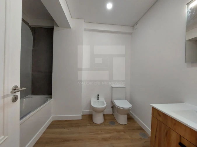 Apartamento T3 para Venda em São Domingos de Benfica Foto 15
