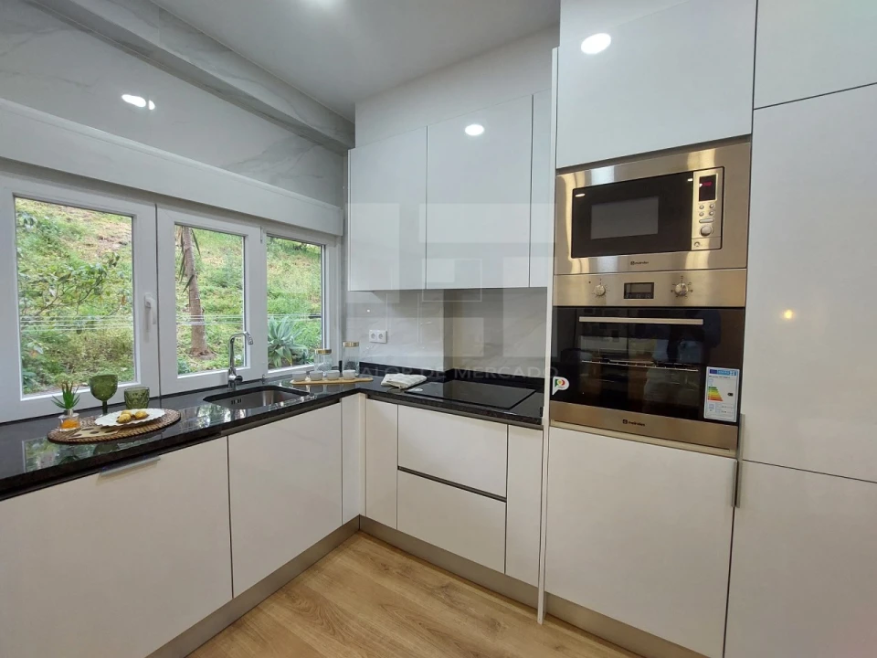Apartamento T2 para Venda em Benfica Foto 3