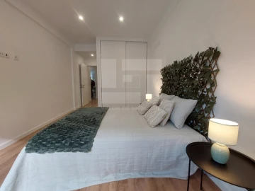 Apartamento T2 para Venda em Benfica