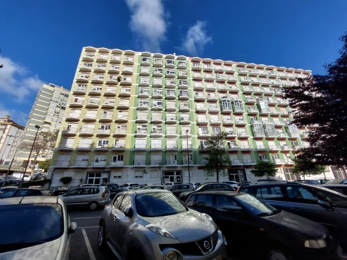 Apartamento T2 para Venda em Benfica Foto 11