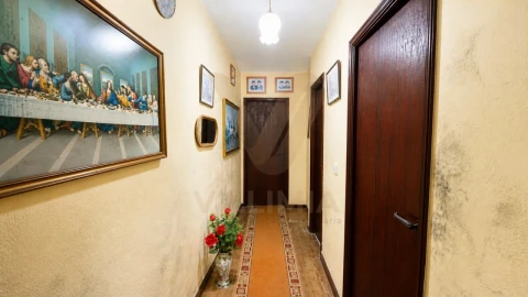 Moradia T2 para Venda em Salvador, Vila Fonche e Parada