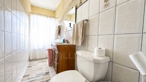 Moradia T2 para Venda em Salvador, Vila Fonche e Parada