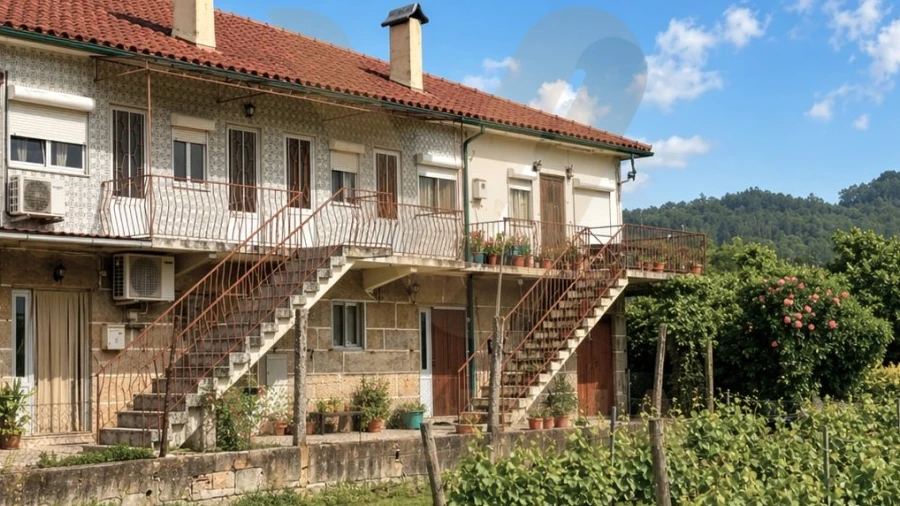 Moradia T2 para Venda em Arcos de Valdevez (São Paio) e Giela