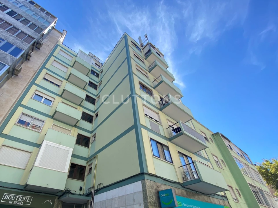 Apartamento T3 para Venda em Benfica Foto 2