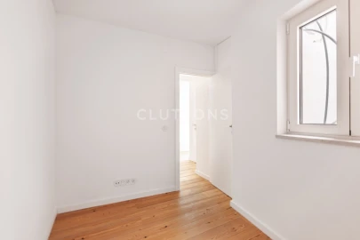 Apartamento T2 para Venda em Santa Maria Maior