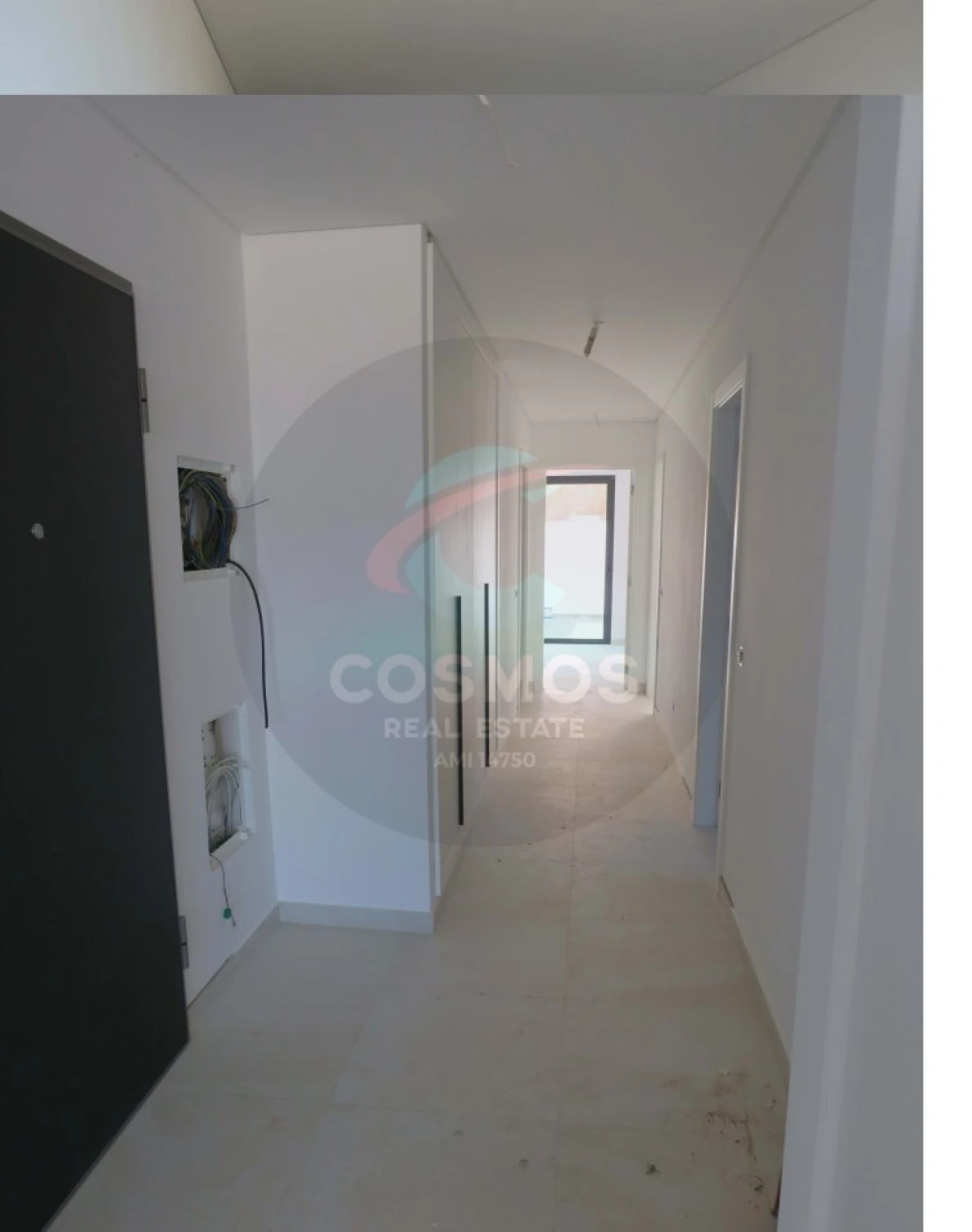 Apartamento T2 para Venda em Aljezur Foto 2