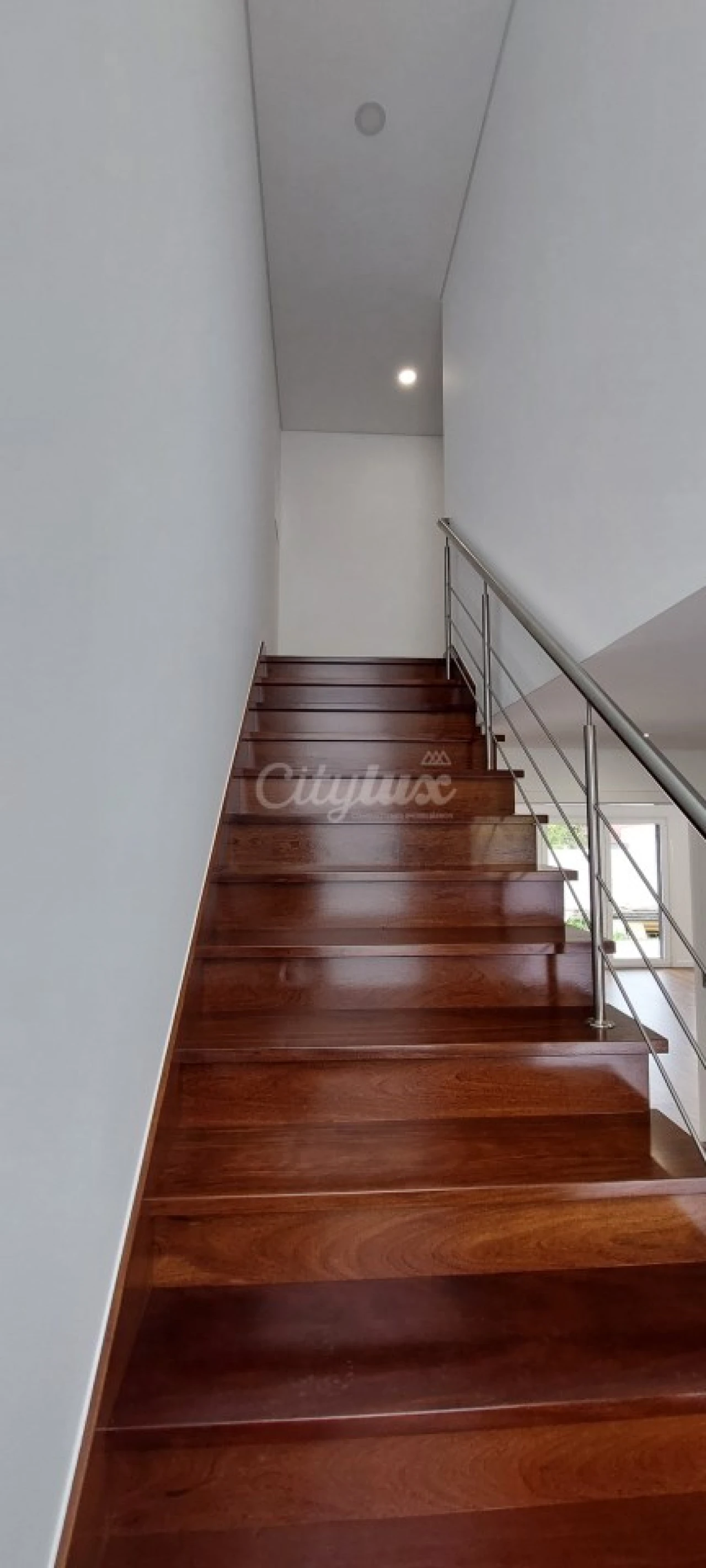 Moradia T4 para Venda em São Domingos de Rana Foto 15