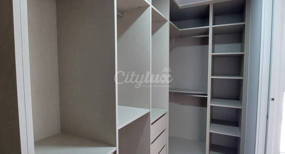 Moradia T4 para Venda em São Domingos de Rana Foto 23