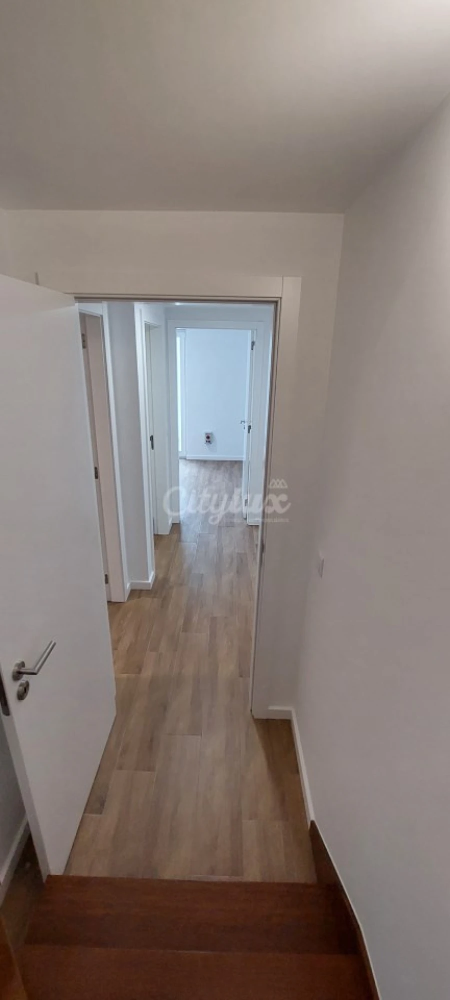 Moradia T4 para Venda em São Domingos de Rana Foto 36