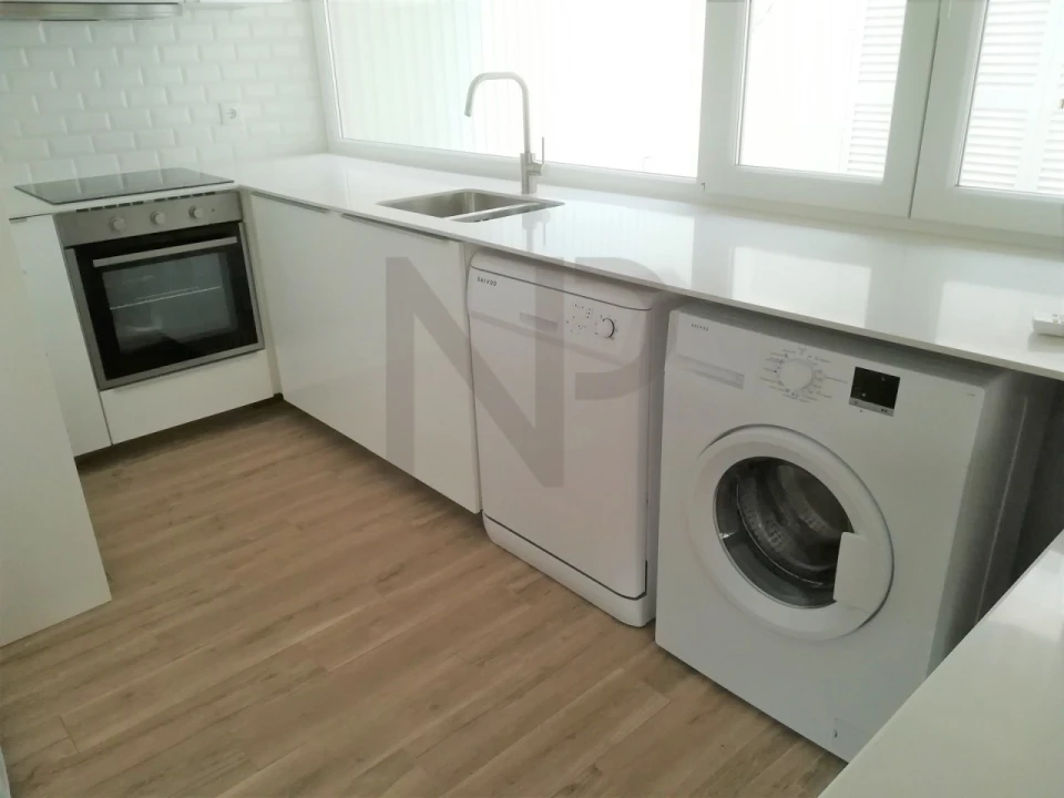 Apartamento T1 para Arrendamento em Almada, Cova da Piedade, Pragal e Cacilhas Foto 2