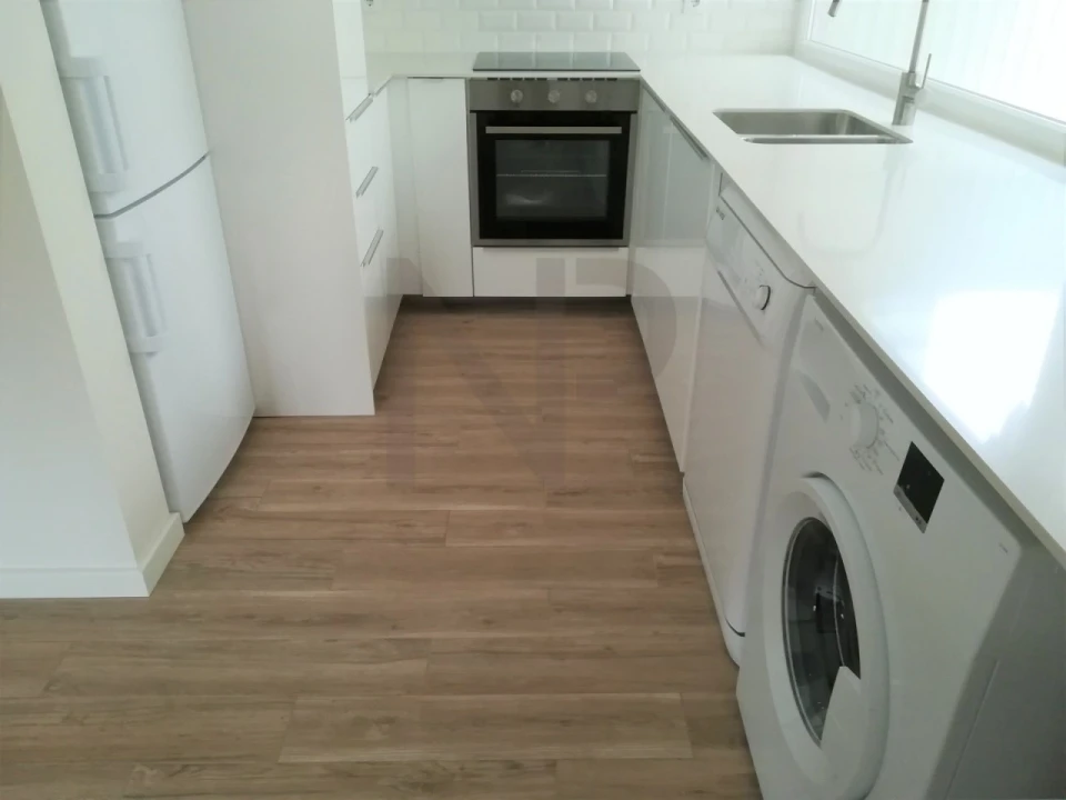 Apartamento T1 para Arrendamento em Almada, Cova da Piedade, Pragal e Cacilhas Foto 3