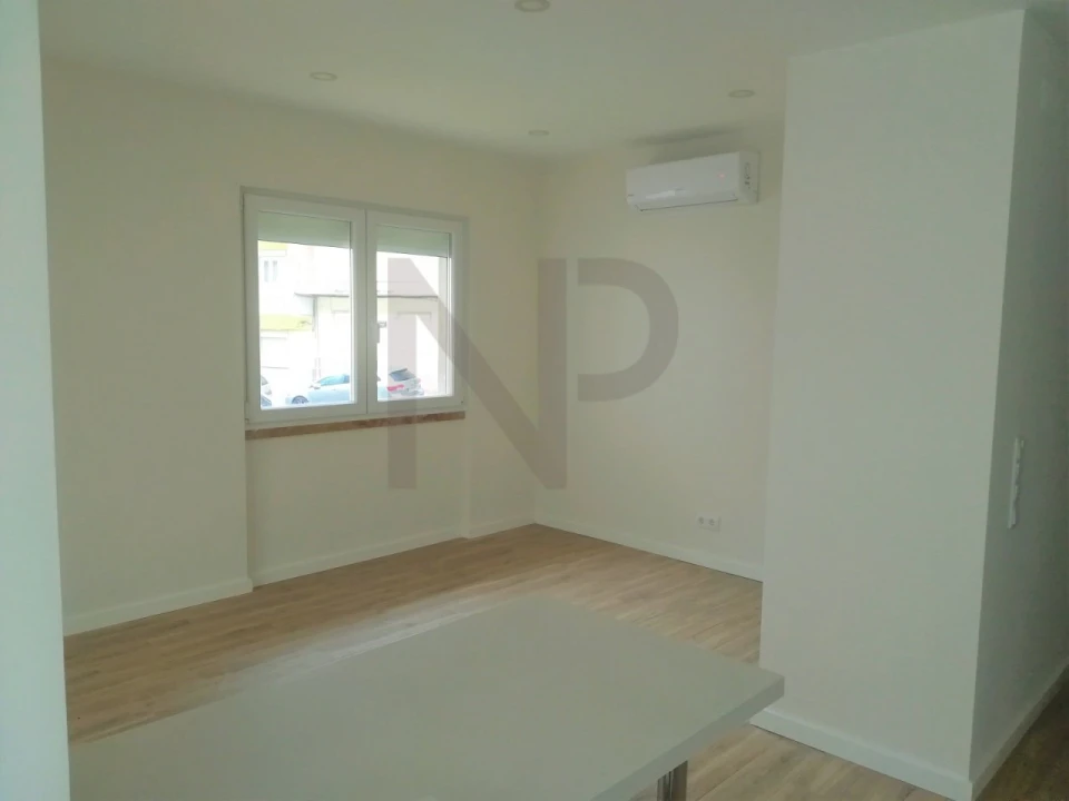 Apartamento T1 para Arrendamento em Almada, Cova da Piedade, Pragal e Cacilhas Foto 5