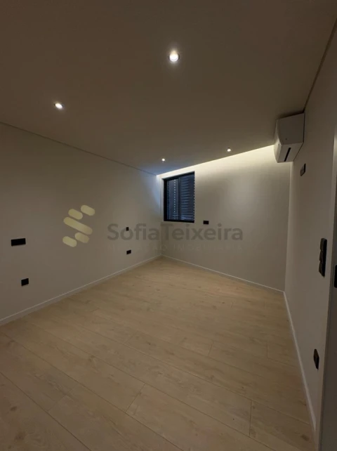 Apartamento T1 para Venda em Gondomar (São Cosme), Valbom e Jovim