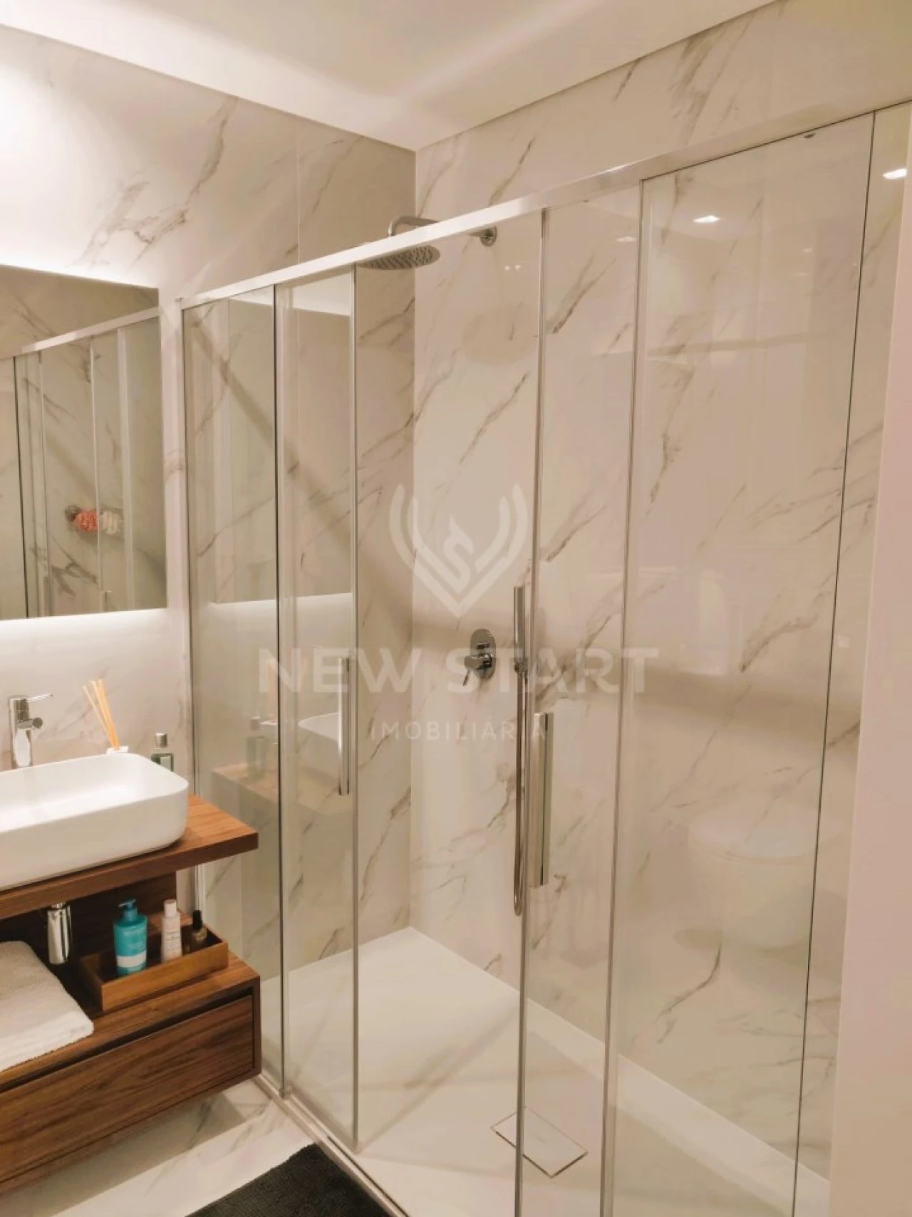 Apartamento T3 para Venda em Olhão Foto 11