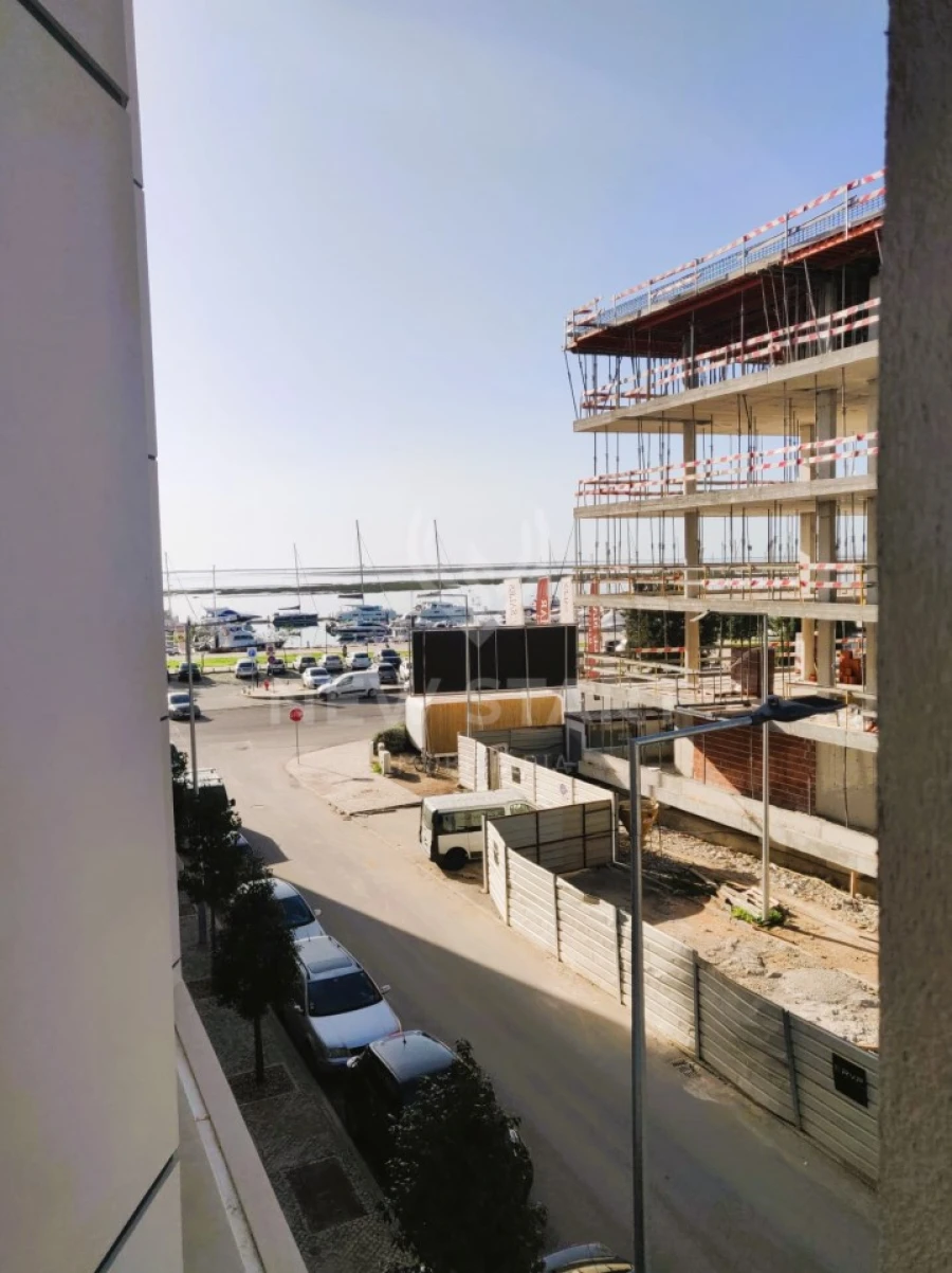 Apartamento T3 para Venda em Olhão Foto 8