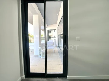 Apartamento T3 para Venda em Quelfes