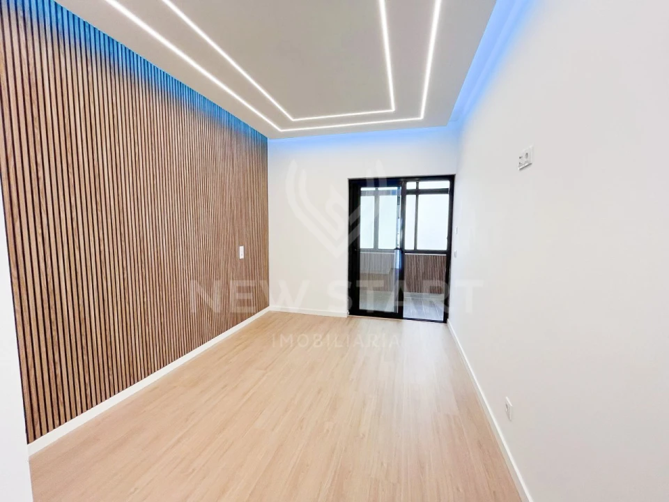 Apartamento T3 para Venda em Quarteira Foto 14