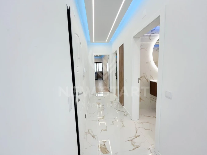 Apartamento T3 para Venda em Quarteira Foto 8