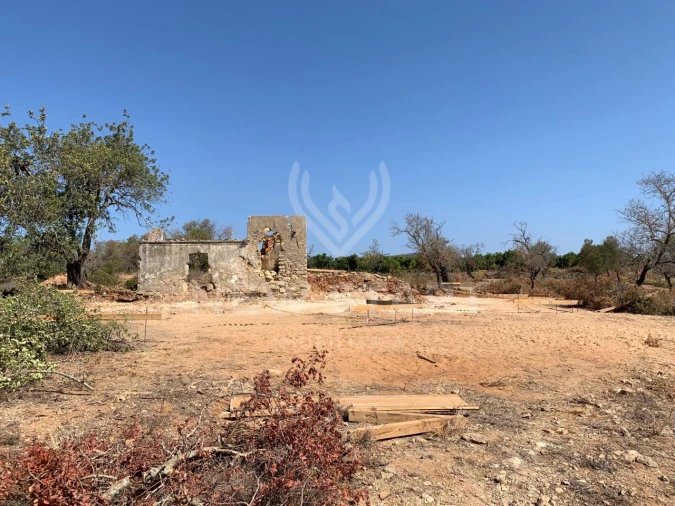 Terreno Misto para Venda em Quelfes Foto 4