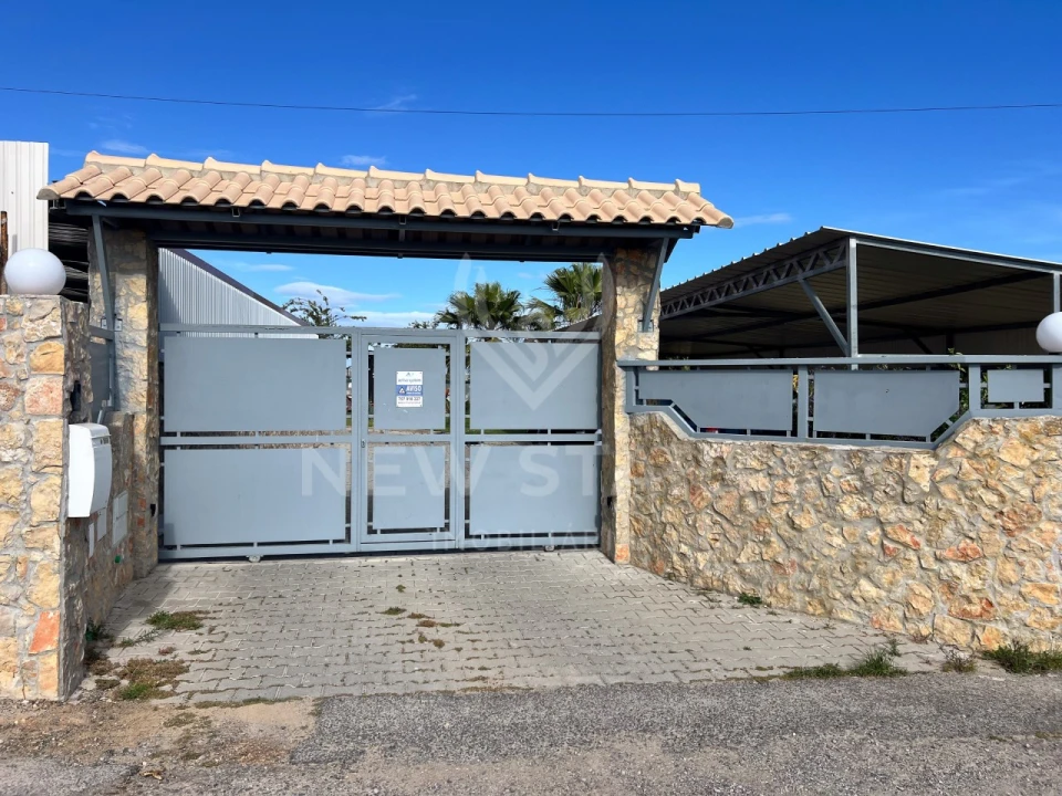 Moradia T4 para Venda em Pechão Foto 50