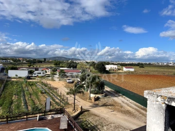 Moradia T4 para Venda em Pechão