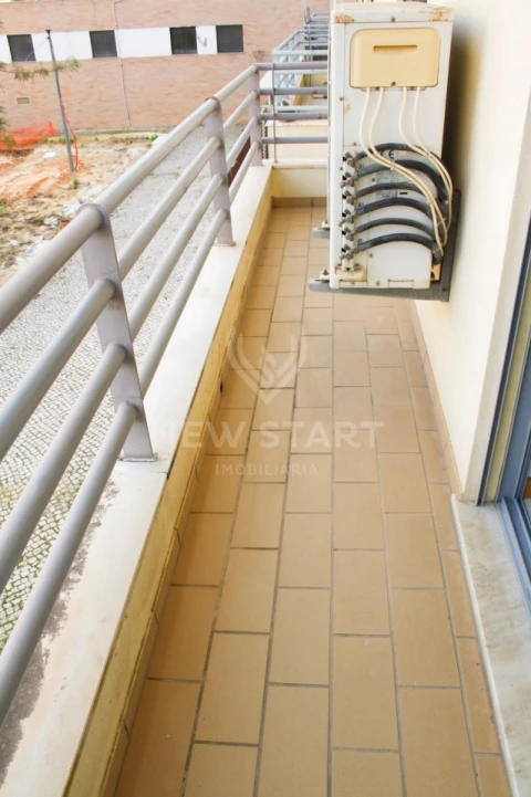 Apartamento T3 para Venda em Pechão