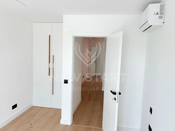 Moradia T3 para Venda em Quelfes