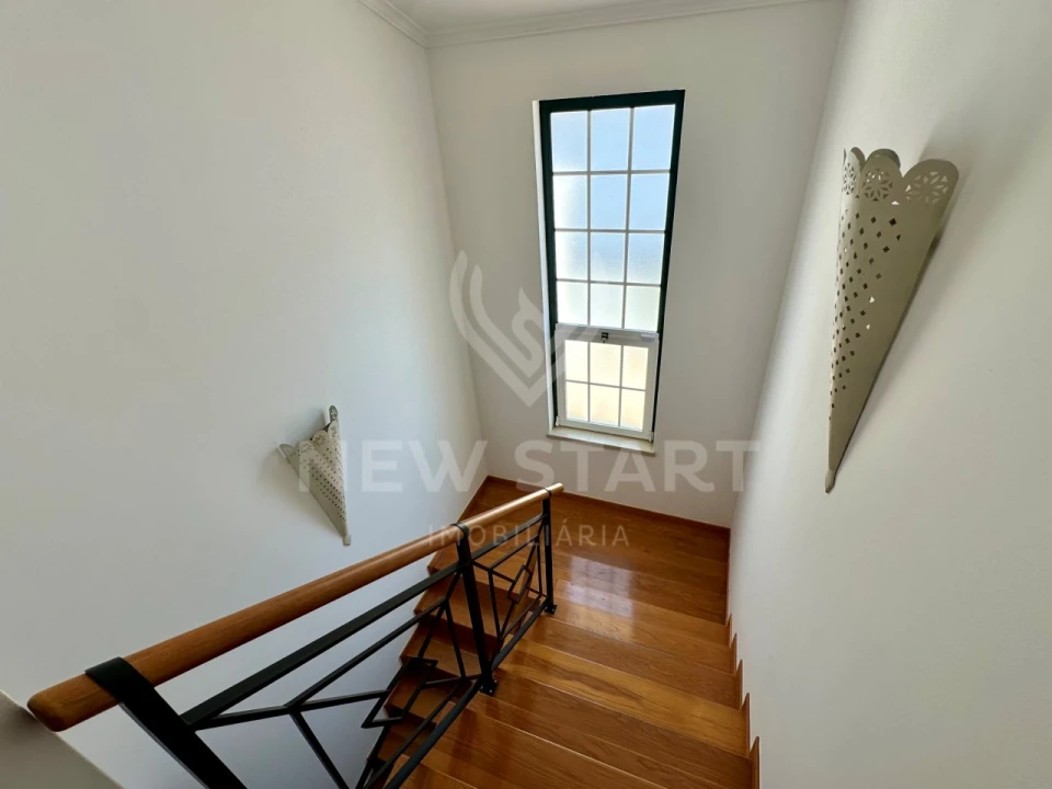 Moradia T5 para Venda em Conceição e Estoi Foto 15