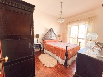 Apartamento T3 para Venda em Olhão