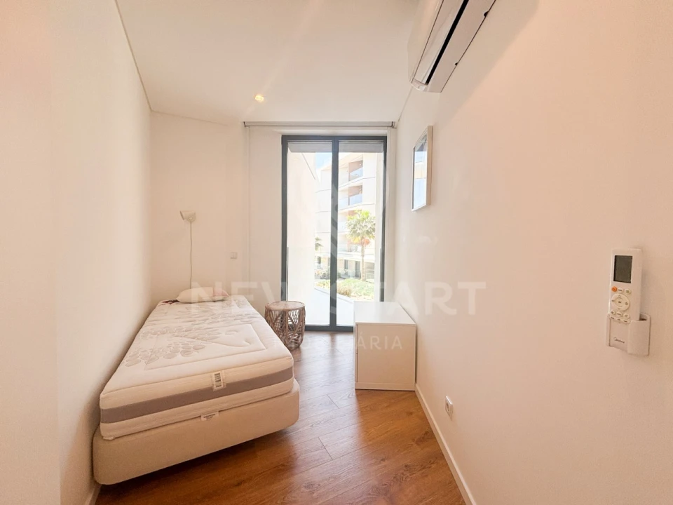 Apartamento T1 para Venda em Olhão Foto 11