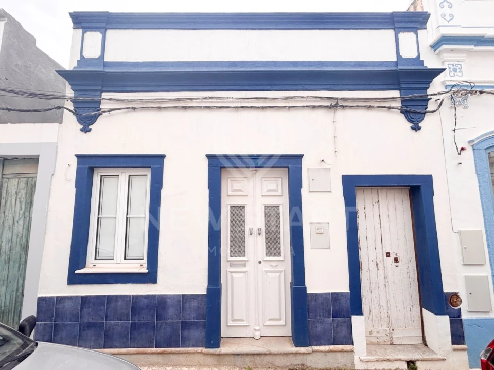 Moradia T1 para Venda em Olhão Foto 1