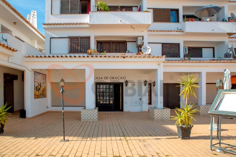 Loja para Venda em Albufeira e Olhos de Água Foto 2