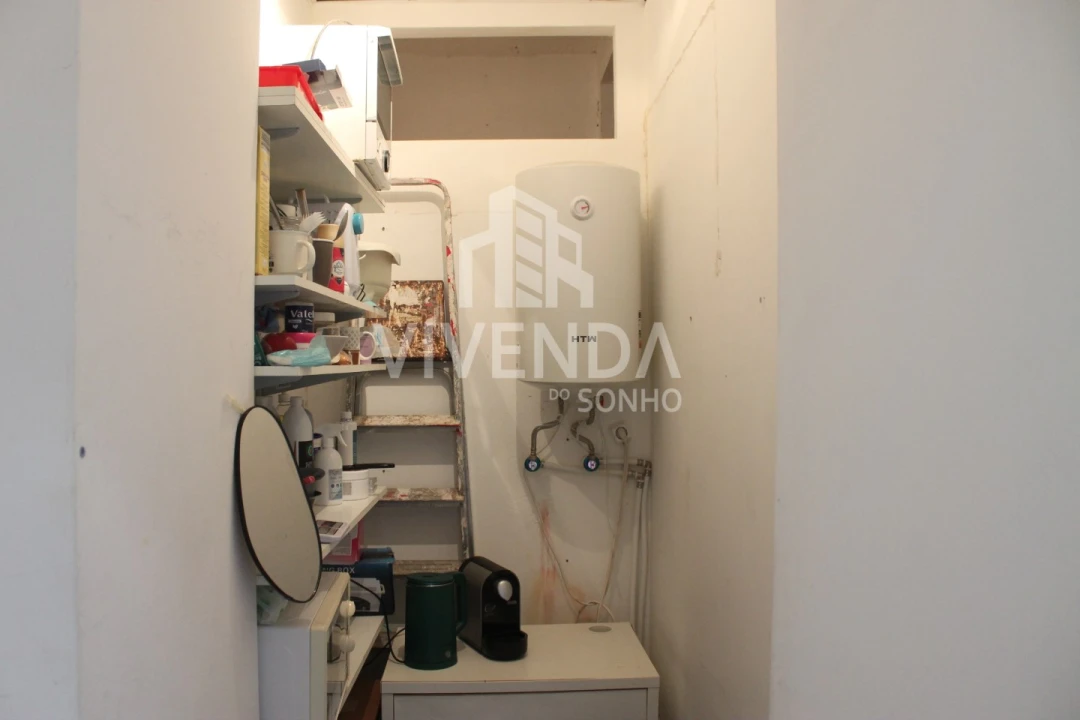 Negócio para Cedência de Quotas em Setubal (São Sebastião) Foto 8