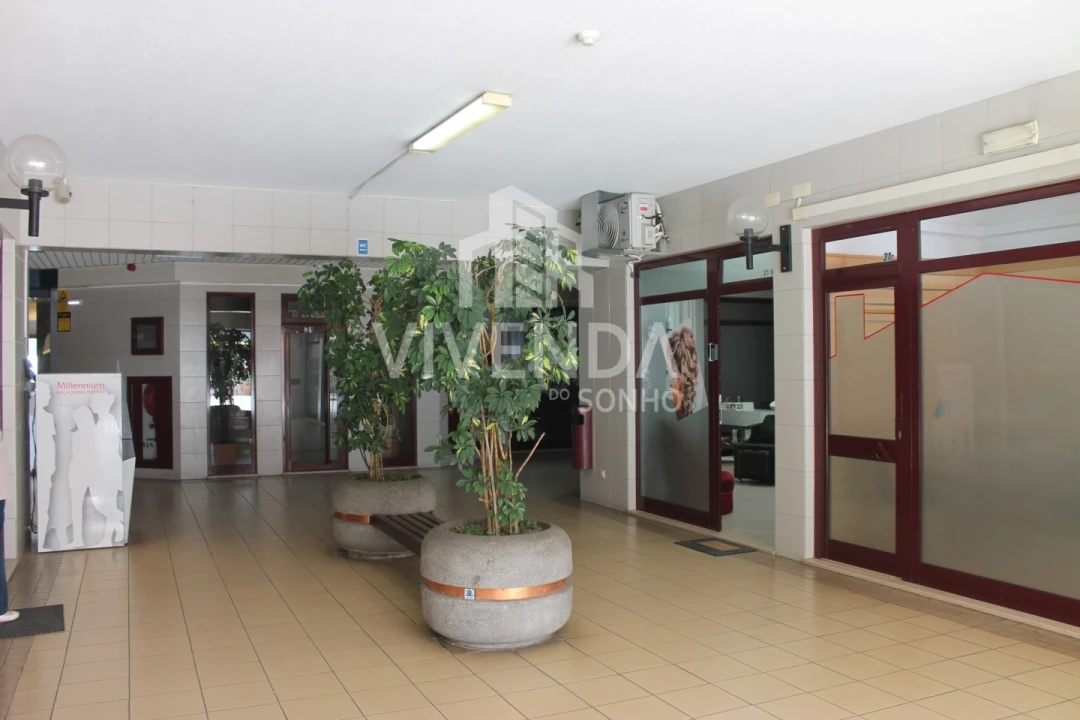 Negócio para Cedência de Quotas em Setubal (São Sebastião) Foto 13