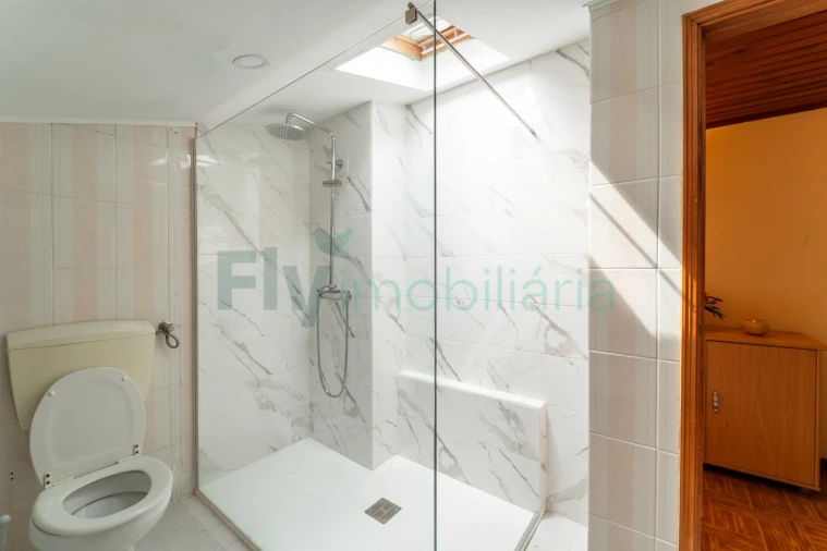 Apartamento T3 para Venda em Vila Praia de Ancora Foto 17