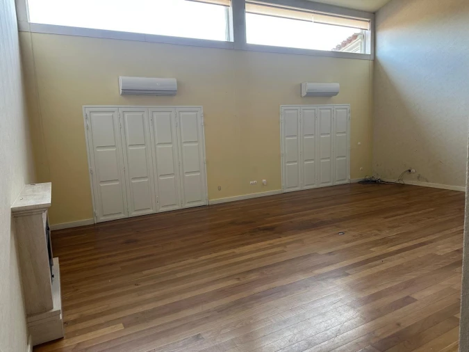 Apartamento T5 para Venda em Alpiarça Foto 3