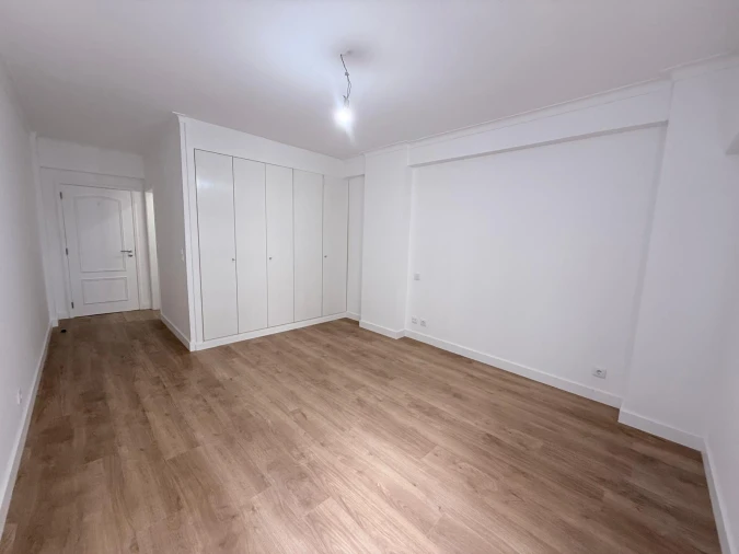 Apartamento T3 para Venda em Benfica Foto 15